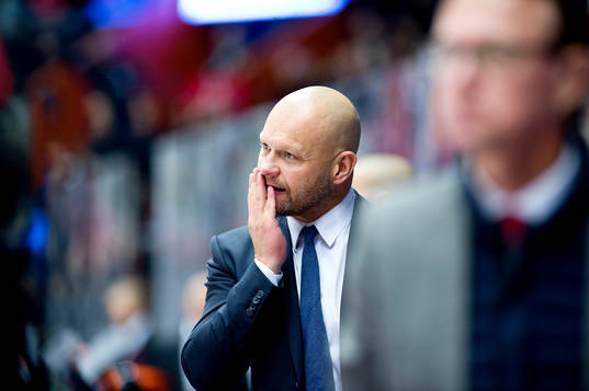 Modos tränare Andreas Johansson