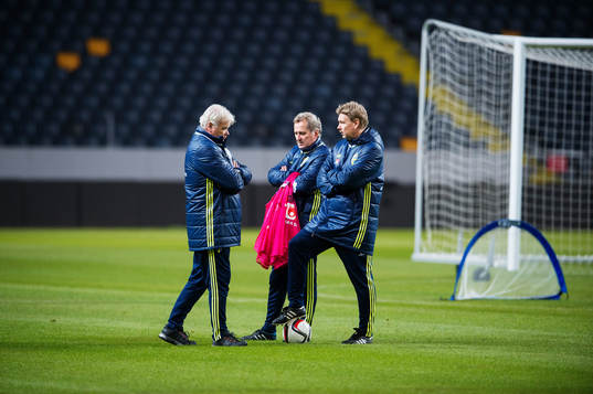Reine Almqvist, scout, Erik Hamrén, förbundskapten, och