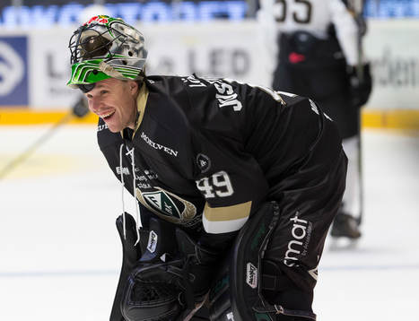 Färjestads målvakt Justin Pogge