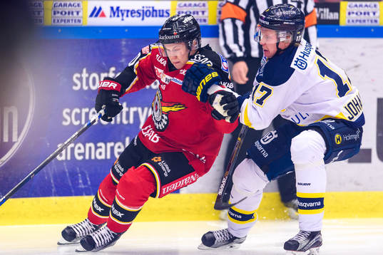 s Emil Johansson