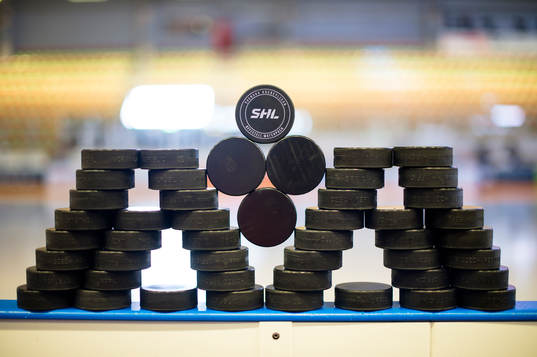 Puckar på en sarg
