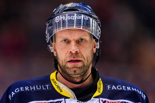 s Jare Karalahti