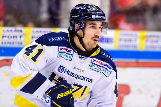s Chris Campoli