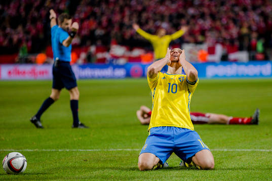 Sveriges Zlatan Ibrahimovic deppar