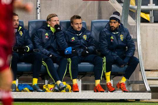 Sveriges Oscar Hiljemark, Pierre Bengtsson och Erkan Zengin
