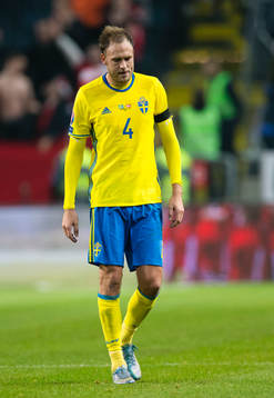 Sveriges Andreas Granqvist ser deppig ut