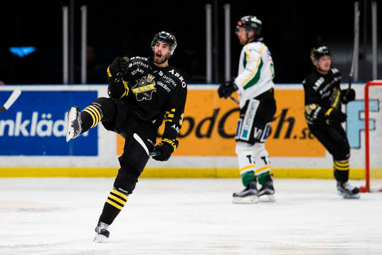 s Markus Lauridsen jublar