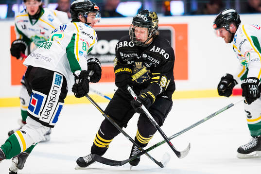 s Jesper Bratt