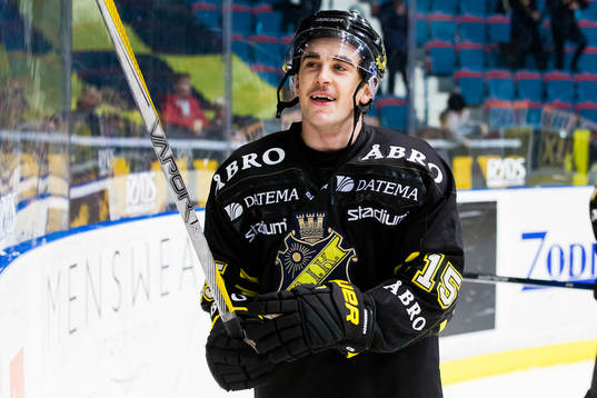 s Jonathan Andersson jublar
