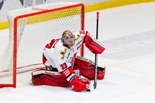 Örebros målvakt Julius Hudacek