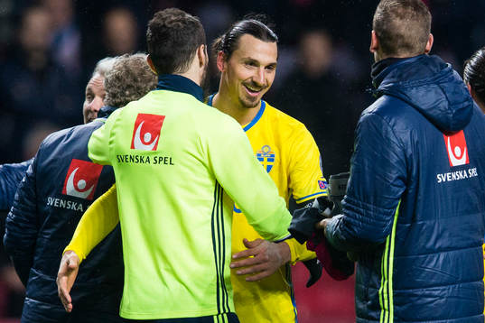 Sveriges Emir Kujovic kramar om Sveriges Zlatan Ibrahimovic