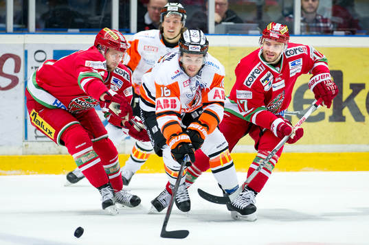 Modos Oscar Hedman, Karlskronas John Henrion och Modos
