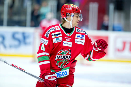 Modos Emil Pettersson jublar