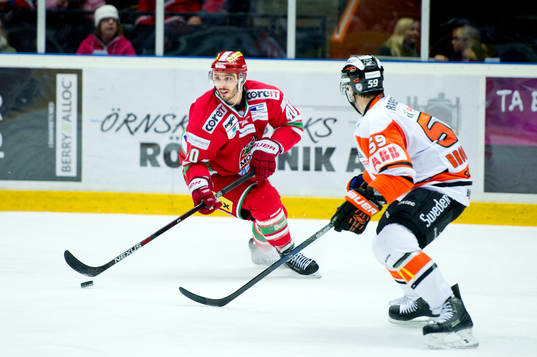 Modos Maxim Lapierre och Karlskronas Julien Brouillette