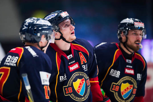 Djurgårdens Alexander Fällström har ont