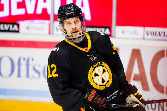 Brynäs Petr Vrana före ishockeymatchen i SHL mellan