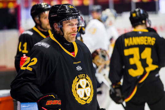 Brynäs Jörgen Sundqvist före ishockeymatchen i SHL