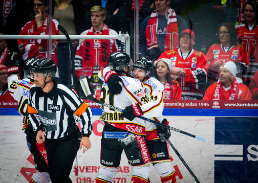 Luleås Jonathan Granström gör 1-1 och jublar med Jacob
