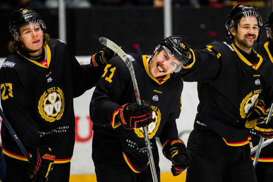 Bläddra bland fler bilder av Ishockey, SHL, Brynäs - Hv71