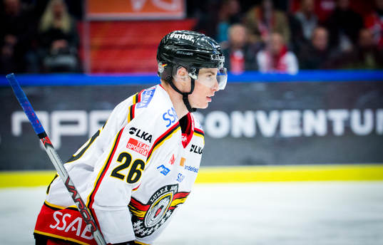Luleås Peter Cehlarik gör 1-2