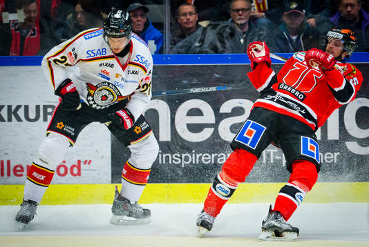 Luleås Brendan Mikkelson  och Örebros Kalle Olsson