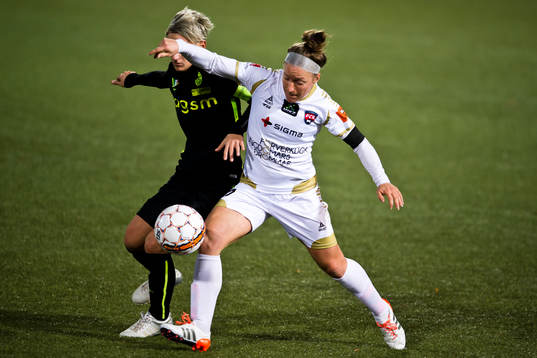 Veronas Melania Gabbiadini och Rosengårds Josee Belanger
