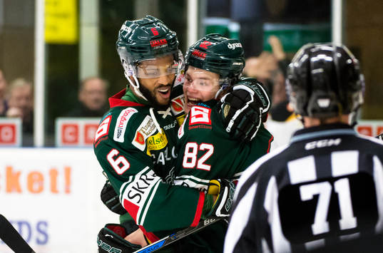 Tingsryds Alexander Ruuttu har gjort 1-0 till Tingsryd och