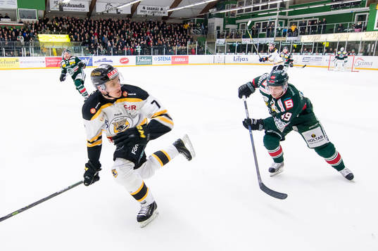Panterns Filip Windlert och Tingsryds Niklas Johansson