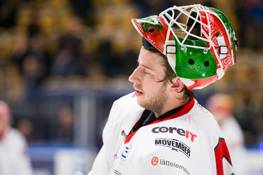 Modos målvakt Adam Reideborn