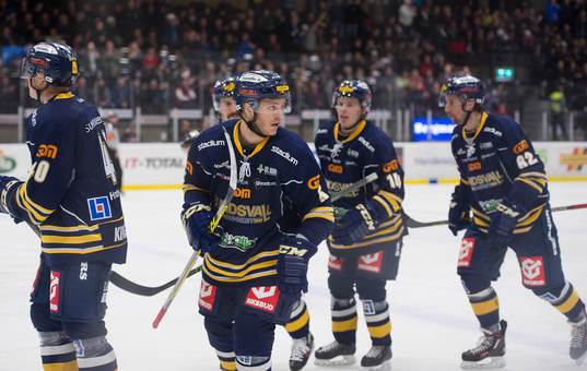 Sundsvalls Tommy Enström jublar