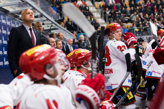Modos tränare Andreas Johansson