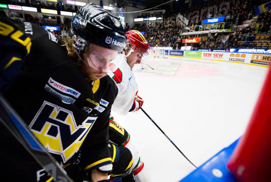 s Mattias Tedenby mot Modos Shaun Heshka