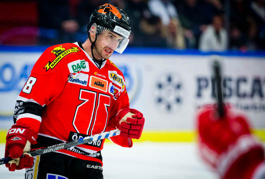Örebros Jakub Petruzalek deppar