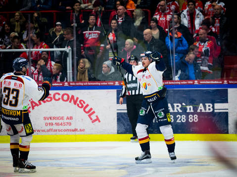 Djurgårdens Daniel Brodin gör 0-3 och jublar