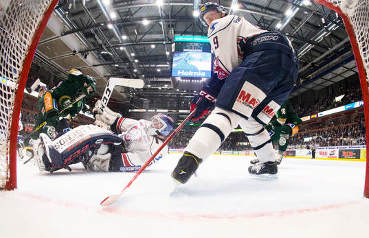 Färjestads Rasmus Asplund gör mål 3-1 och Linköpings