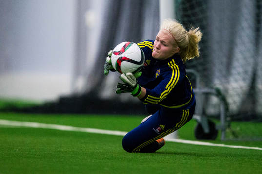 Sveriges målvakt Emma Holmgren