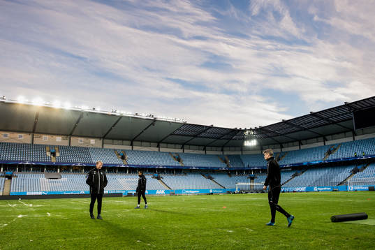 Malmö FFs tränare Åge Hareide och Markus Rosenberg på