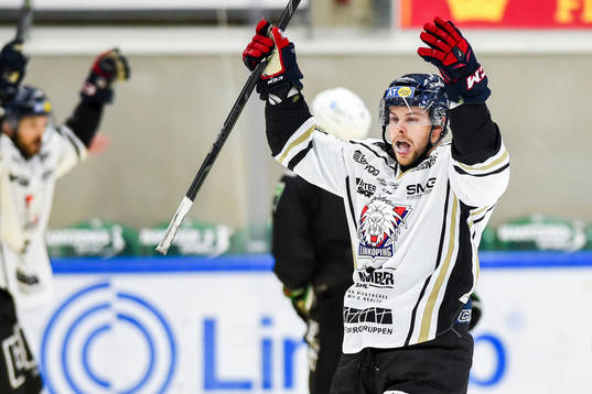 Linköpings Andrew Gordon jublar