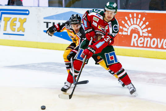 Luleås Jacob Lagace och Frölundas Nicklas Lasu