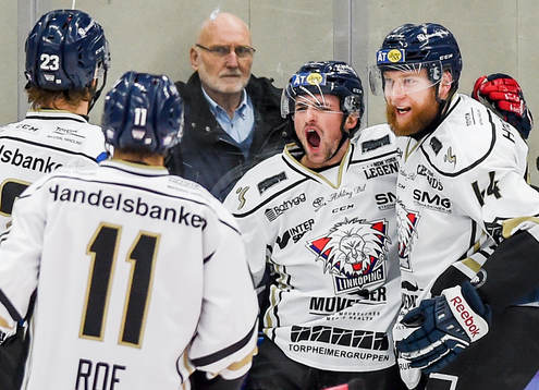 Linköpings Broc Little och Jonas Junland jublar