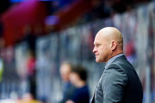 Modos tränare Andreas Johansson
