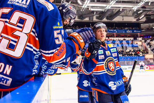 Växjös Richard Gynge jublar
