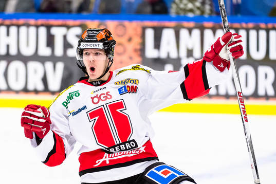 Örebros Jakub Krejcik jublar