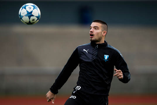 Bläddra bland fler bilder av Fotboll, Champions League, Malmö FF, Träning & Presskonferens