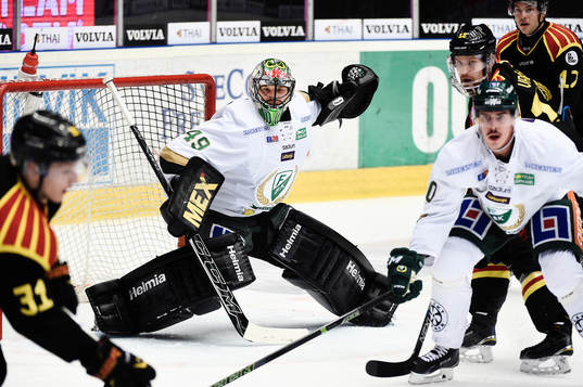 Färjestads målvakt Justin Pogge