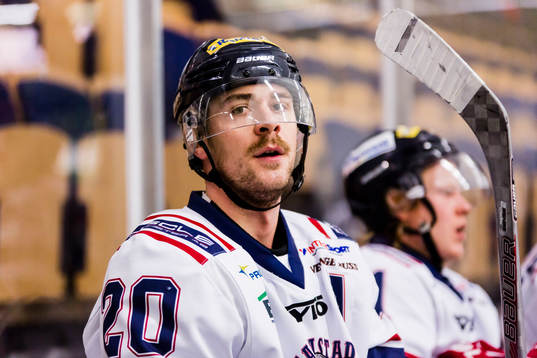 Halmstads Sebastian Kölzow-Isaksen i båset