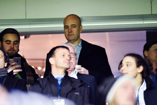 Fredrik Reinfeldt på läktaren