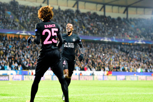 s Adrien Rabiot gör 0-1 och jublar med Blaise Matuidi