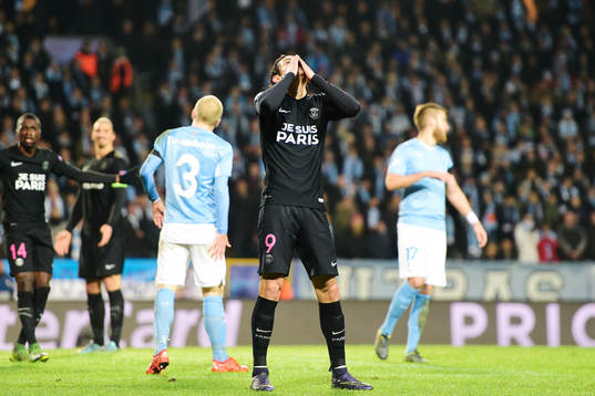 s Edinson Cavani deppar