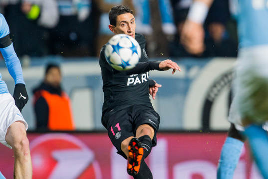 s Angel Di Maria skjuter